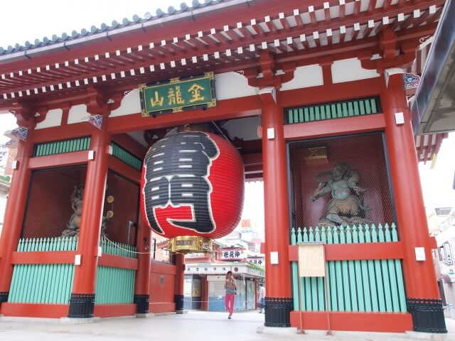 Kaminarimon Gate Asakusa