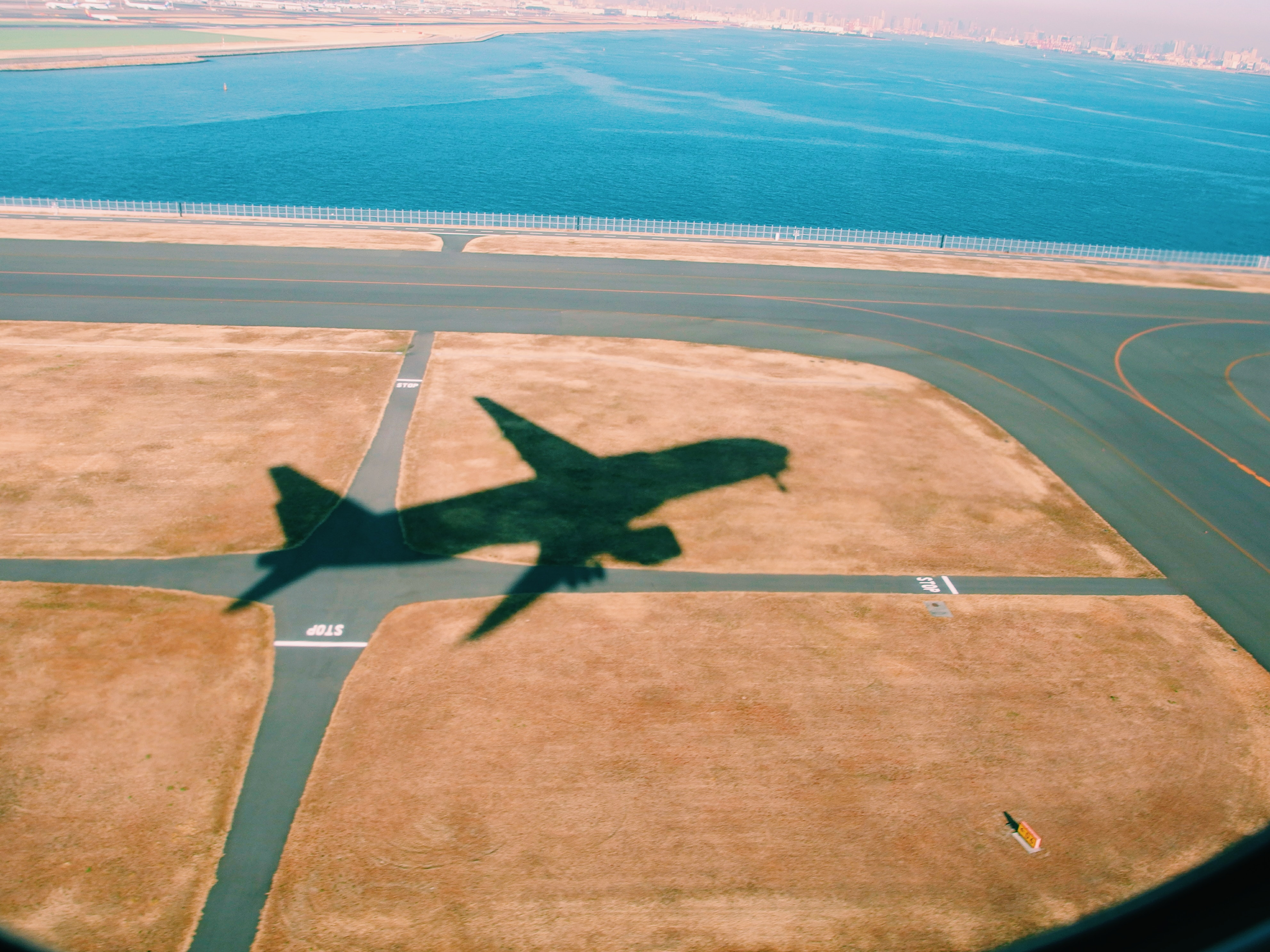 Airplane-taking-of-shadow