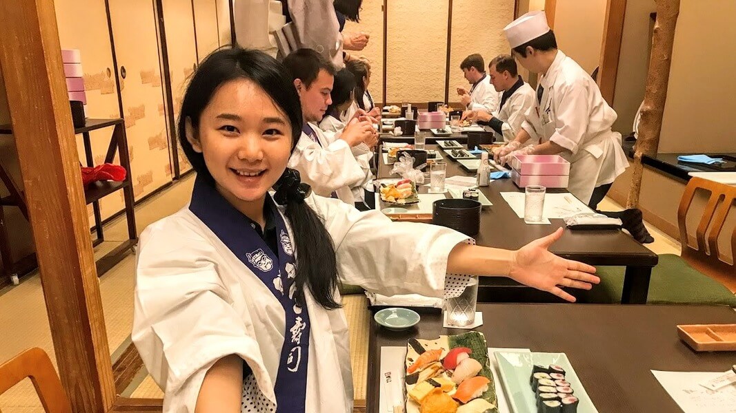 Tokyo Sushi-Making Class at a 100-Year-Old Sushi Bar