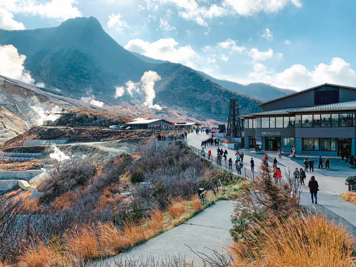 Hakone, Japan. 04th Feb, 2023. Bather is seen takes photo the