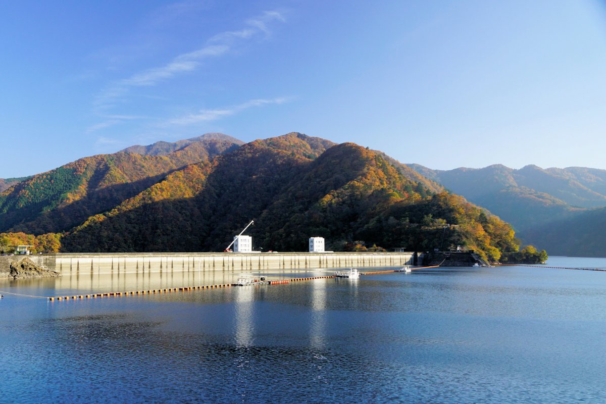 Okutama lake ogouchi dam