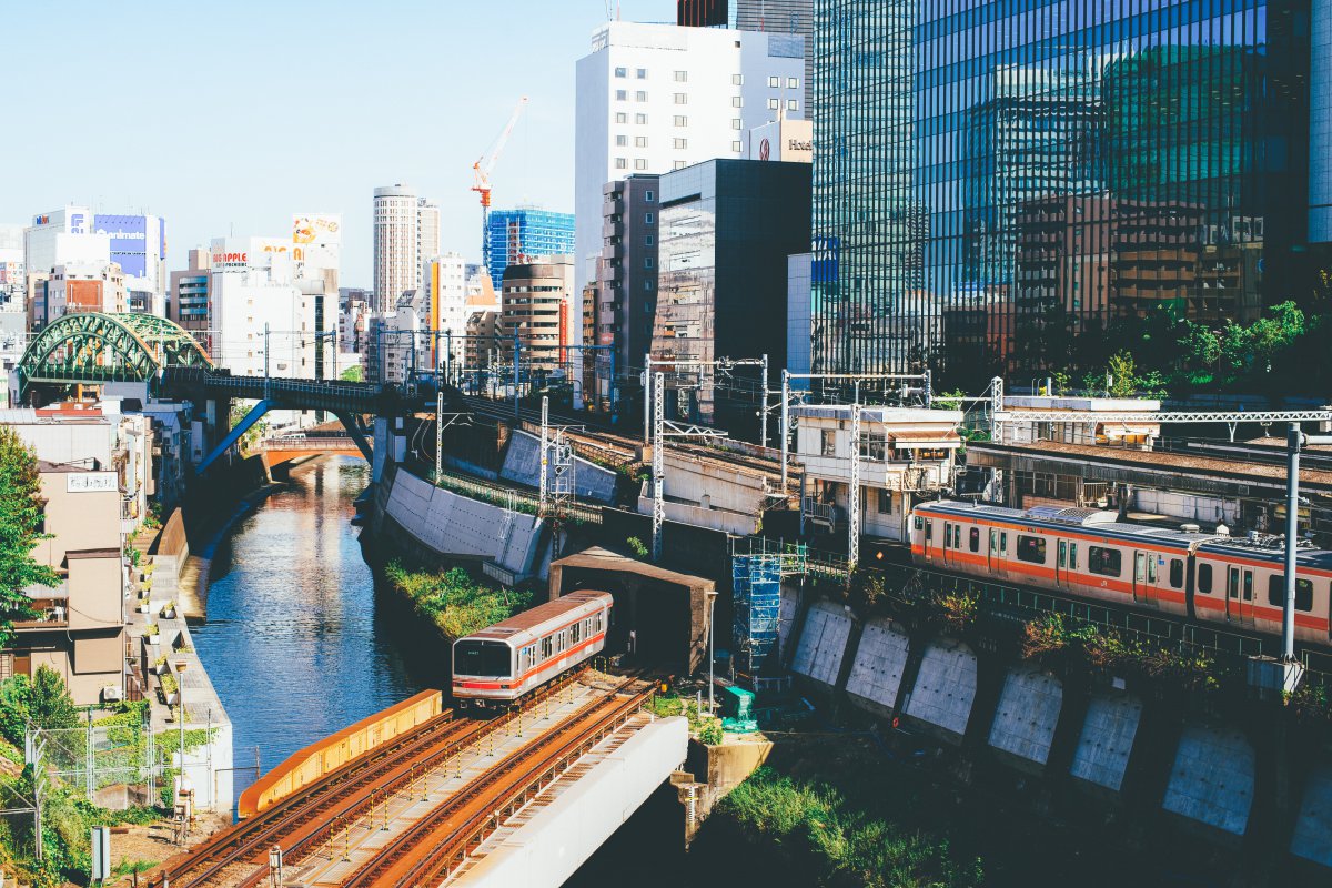 Train Hijiribashi bridge tokyo