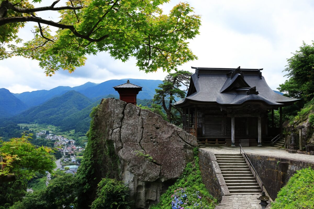 beautiful historical spots in japan