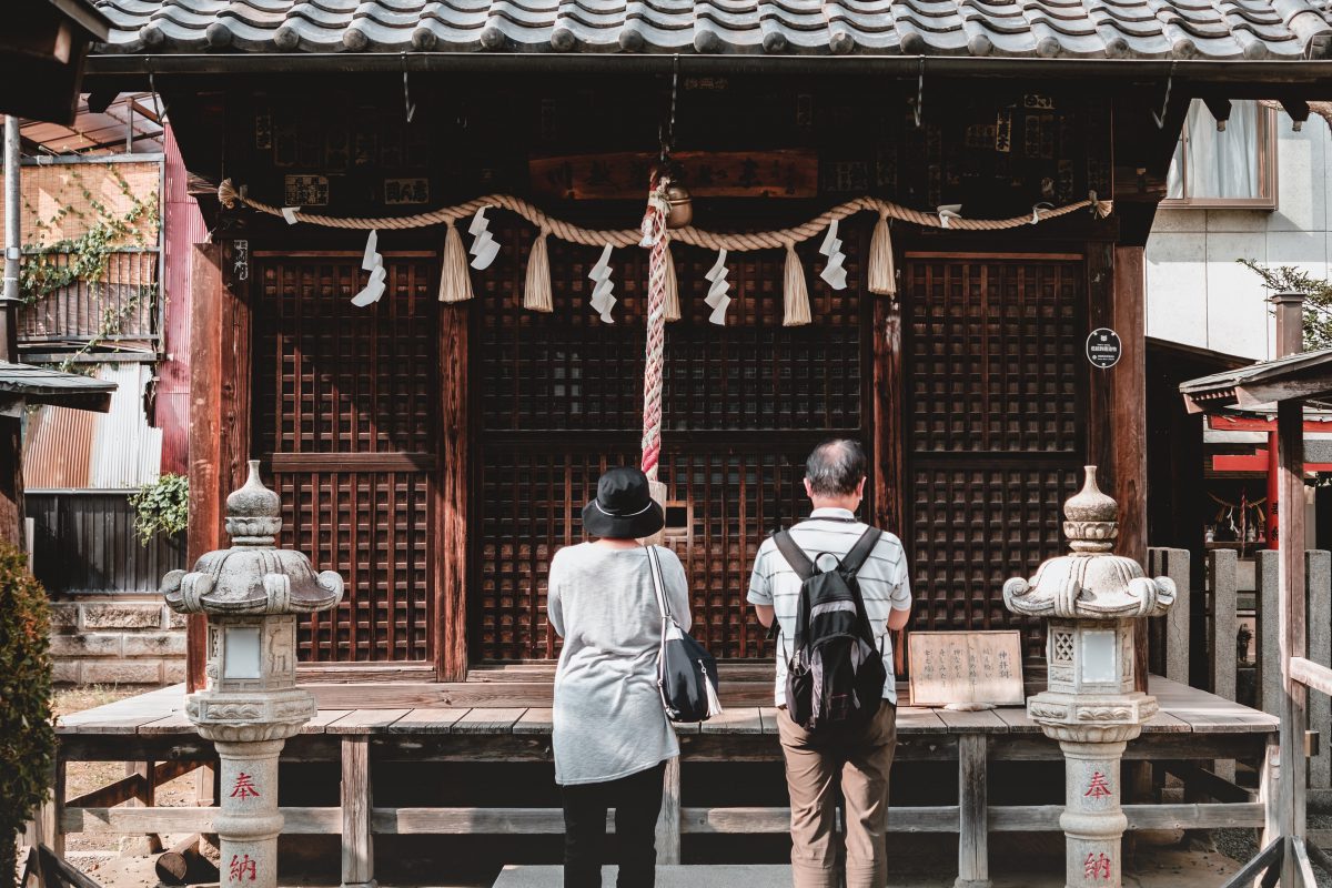 How to Pray at Japanese Shinto Shrines | Japan Wonder Travel Blog