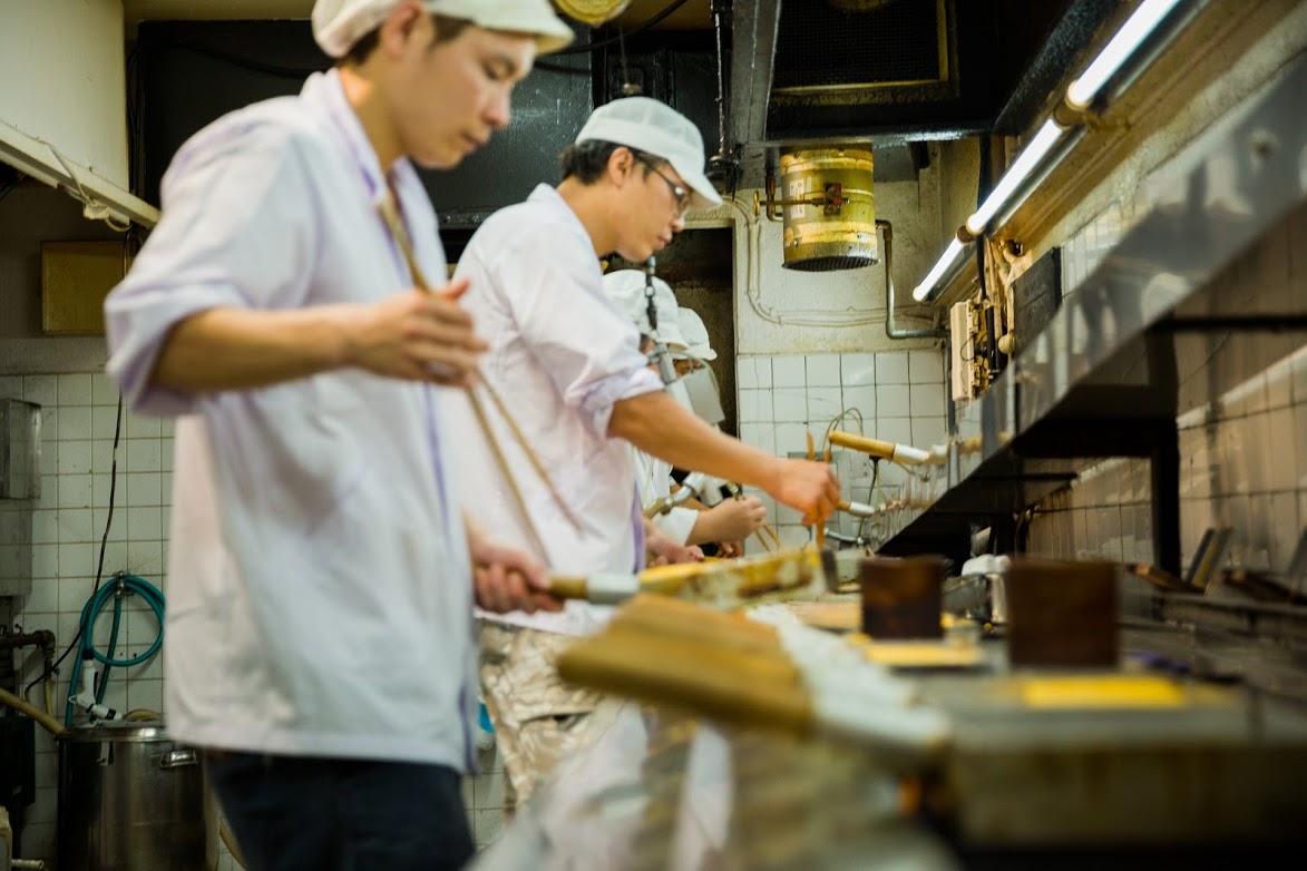 when to visit tsukiji fish market