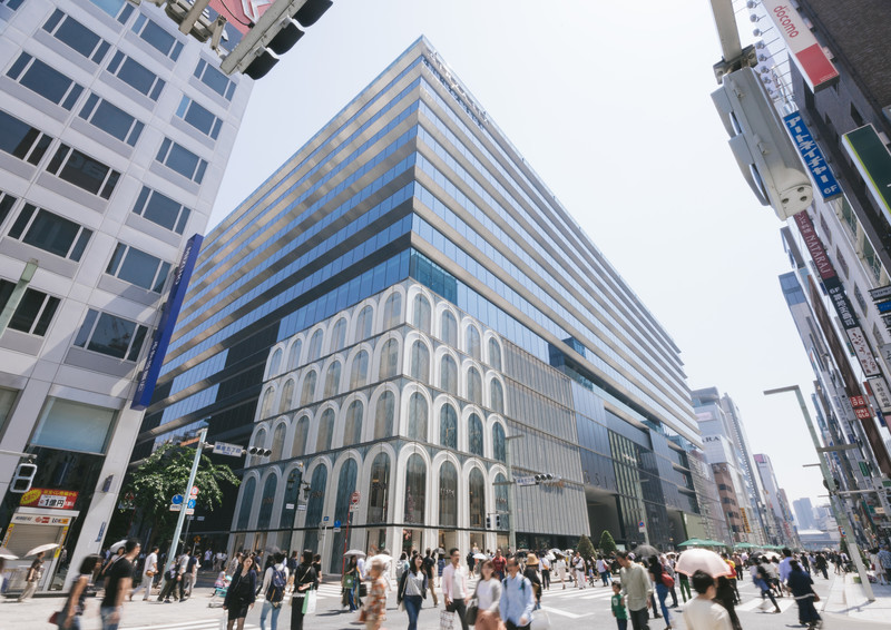 Vuitton Ginza Round Coin