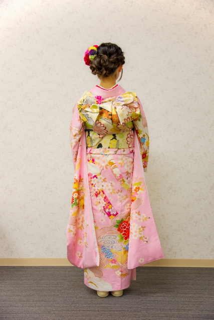 Coming of Age Day in Japan – Kimono Pictures 2014