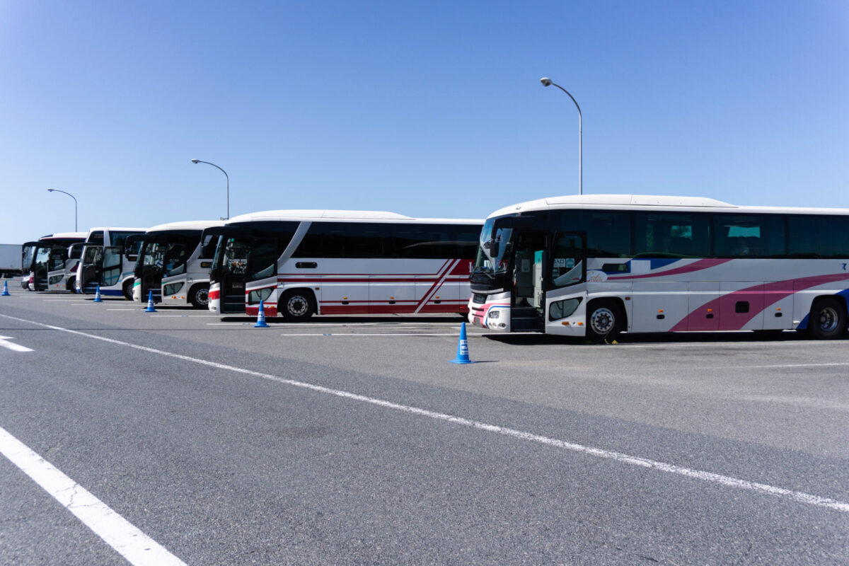 japan travel bus