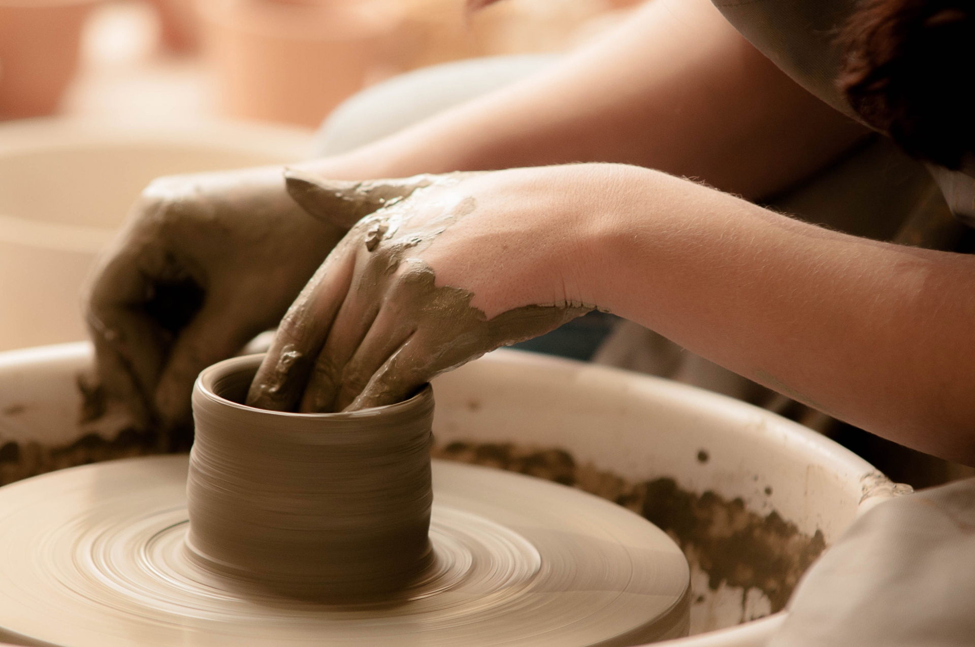 Earth & Fire Pottery Classes and Gallery – New Orleans