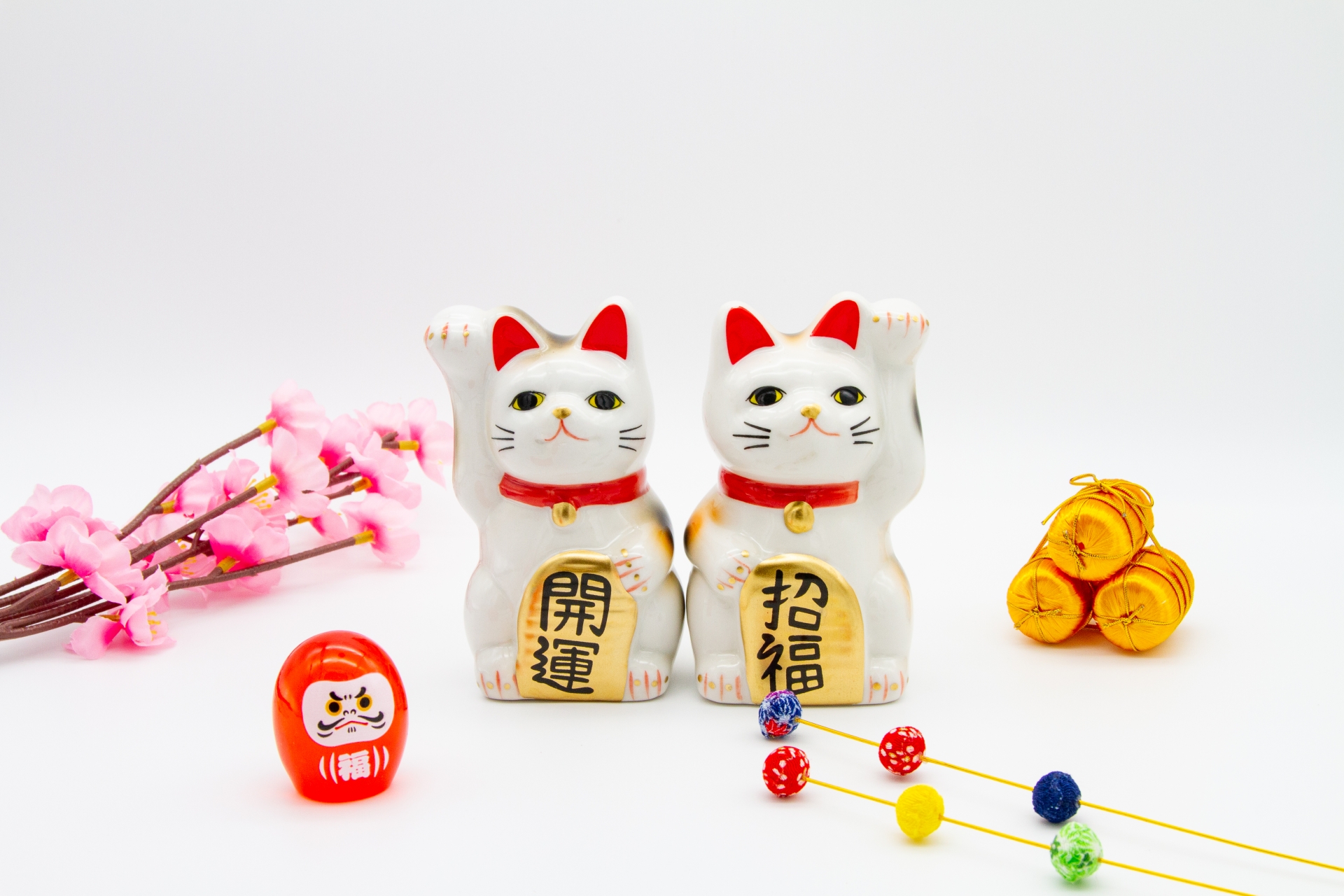 What is Maneki Neko, the Lucky Cat