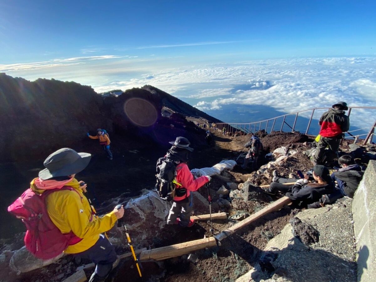 climbing mt fuji top