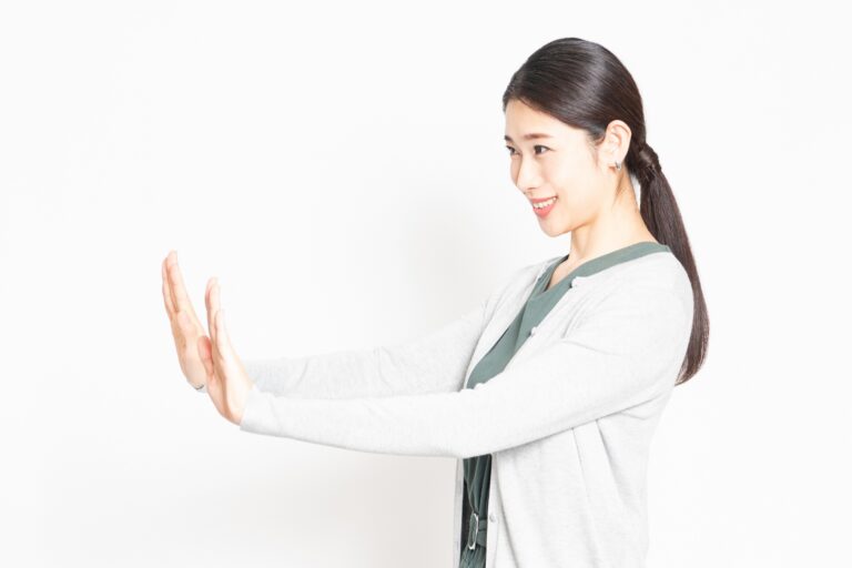 10 Japanese Gestures And Body Language You Need To Know Japan Wonder