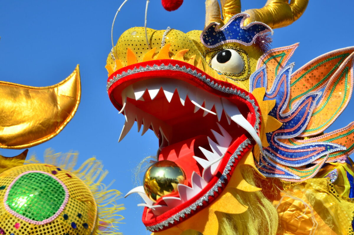 Golden dragon dance