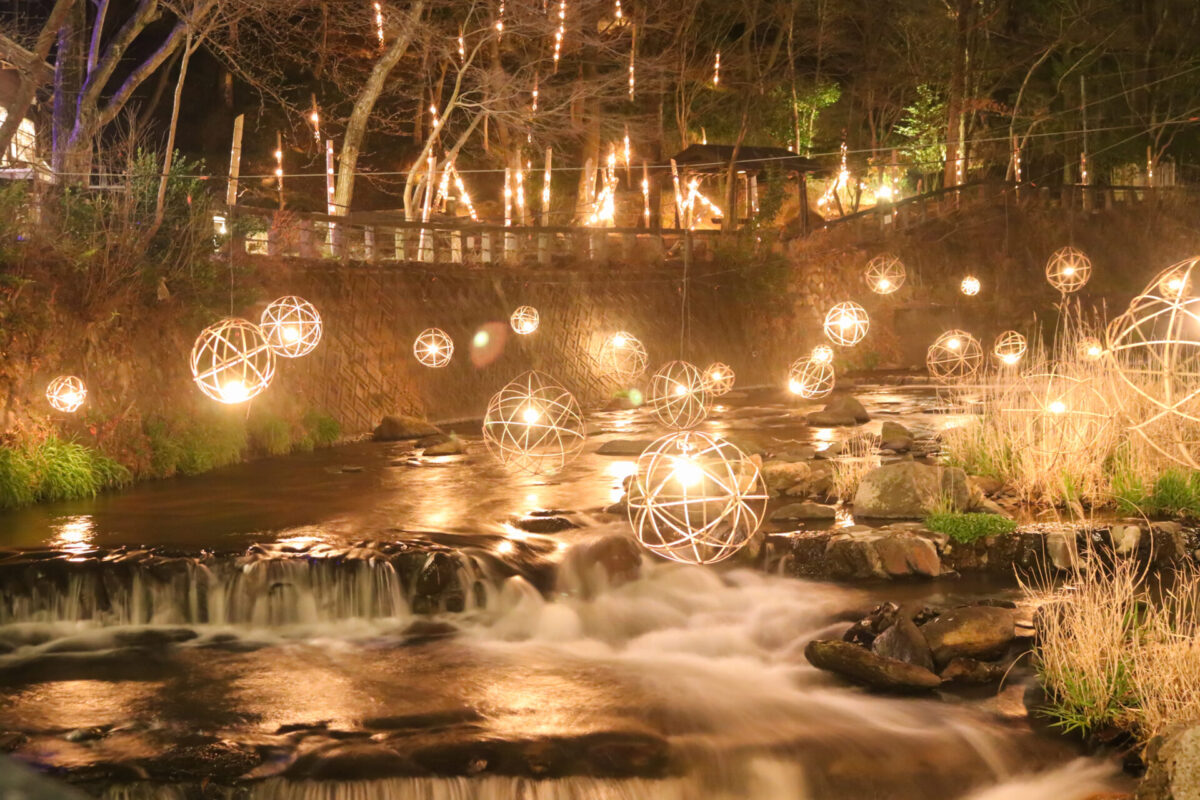 Kurokawa Onsen river lights up