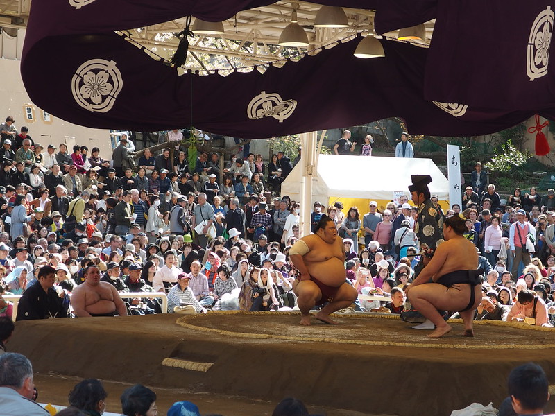 Sumo at Yasukuni Shrine