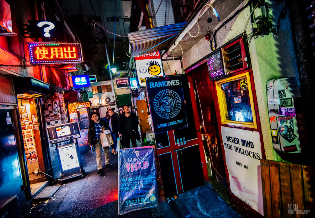 shinjuku golden gai