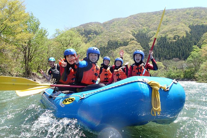 Whitewater rafting in Minamaki