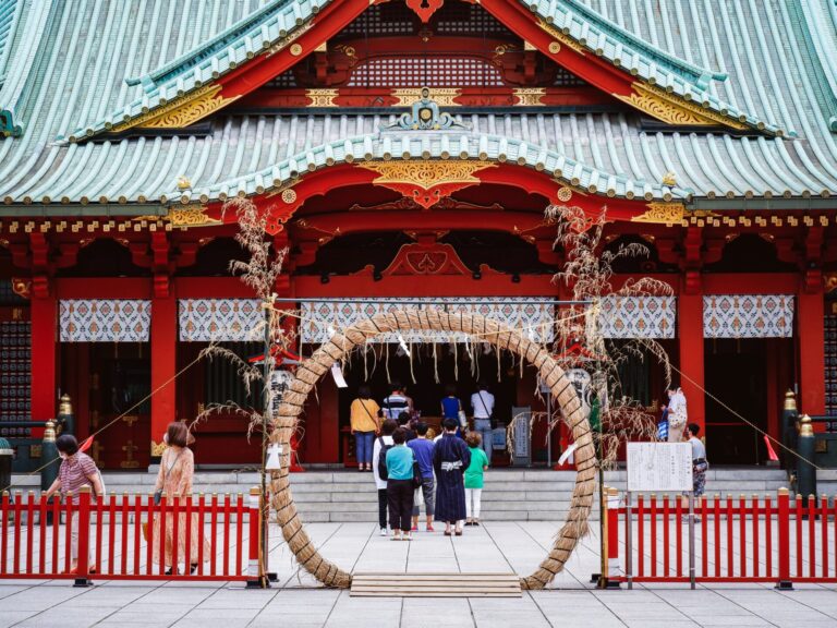 10 Best Shrines and Temples to Visit in Tokyo | Japan Wonder Travel Blog