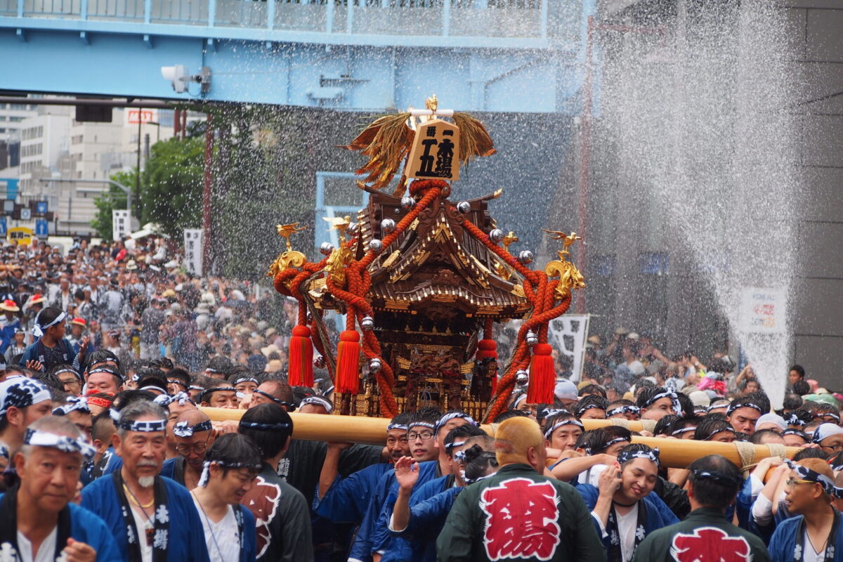 fukagawa hachiman festival