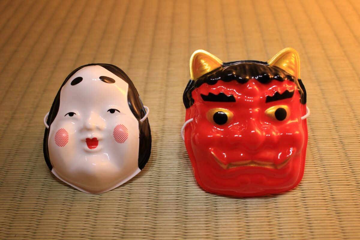 10 Traditional Gifts You Can Buy in Japan