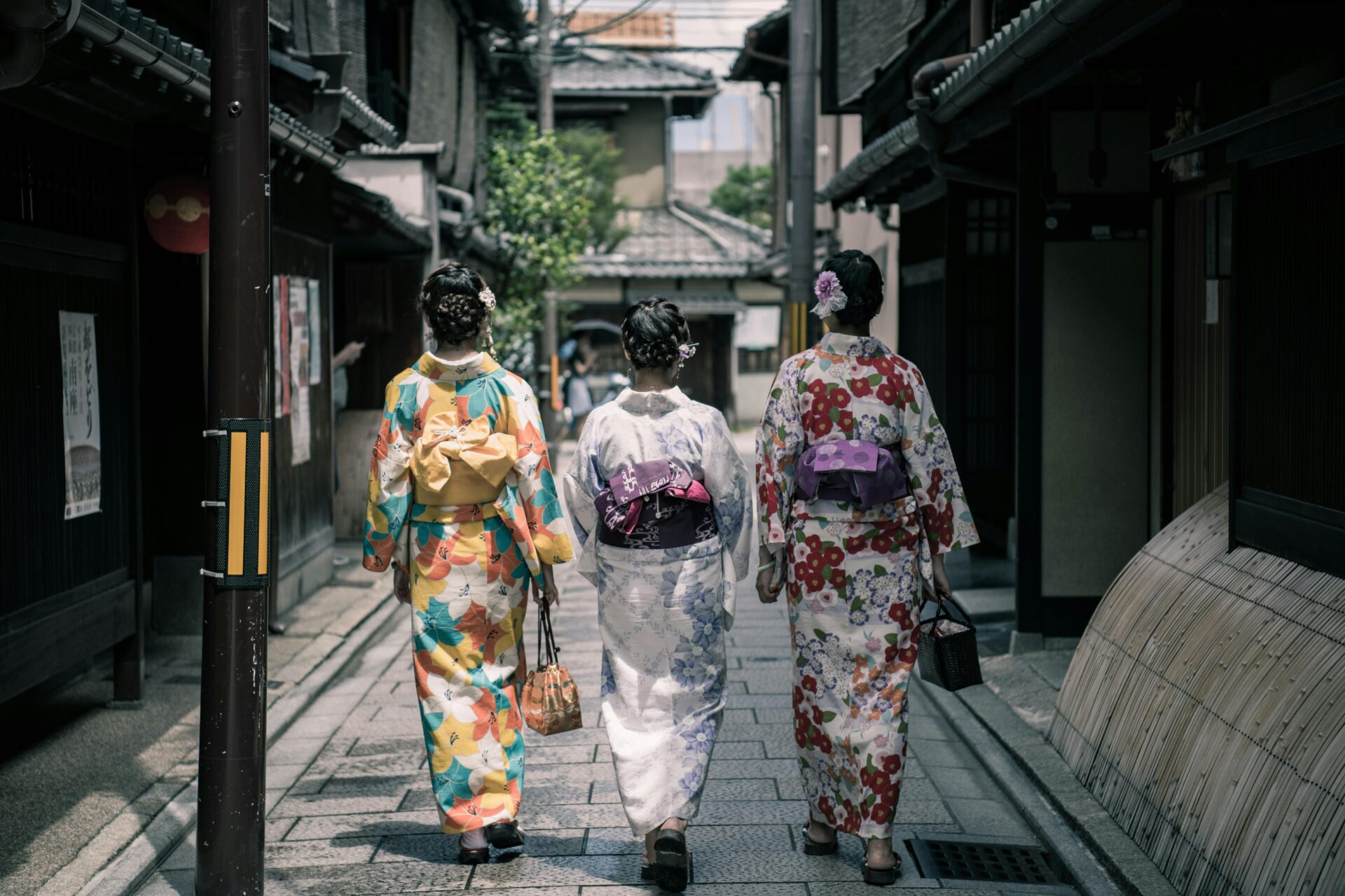 Maiko on Kyoto street